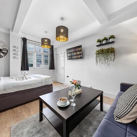 Central London Luxury, Relaxing Apartment! 2 Mins From Paddington Station! ภายนอก รูปภาพ