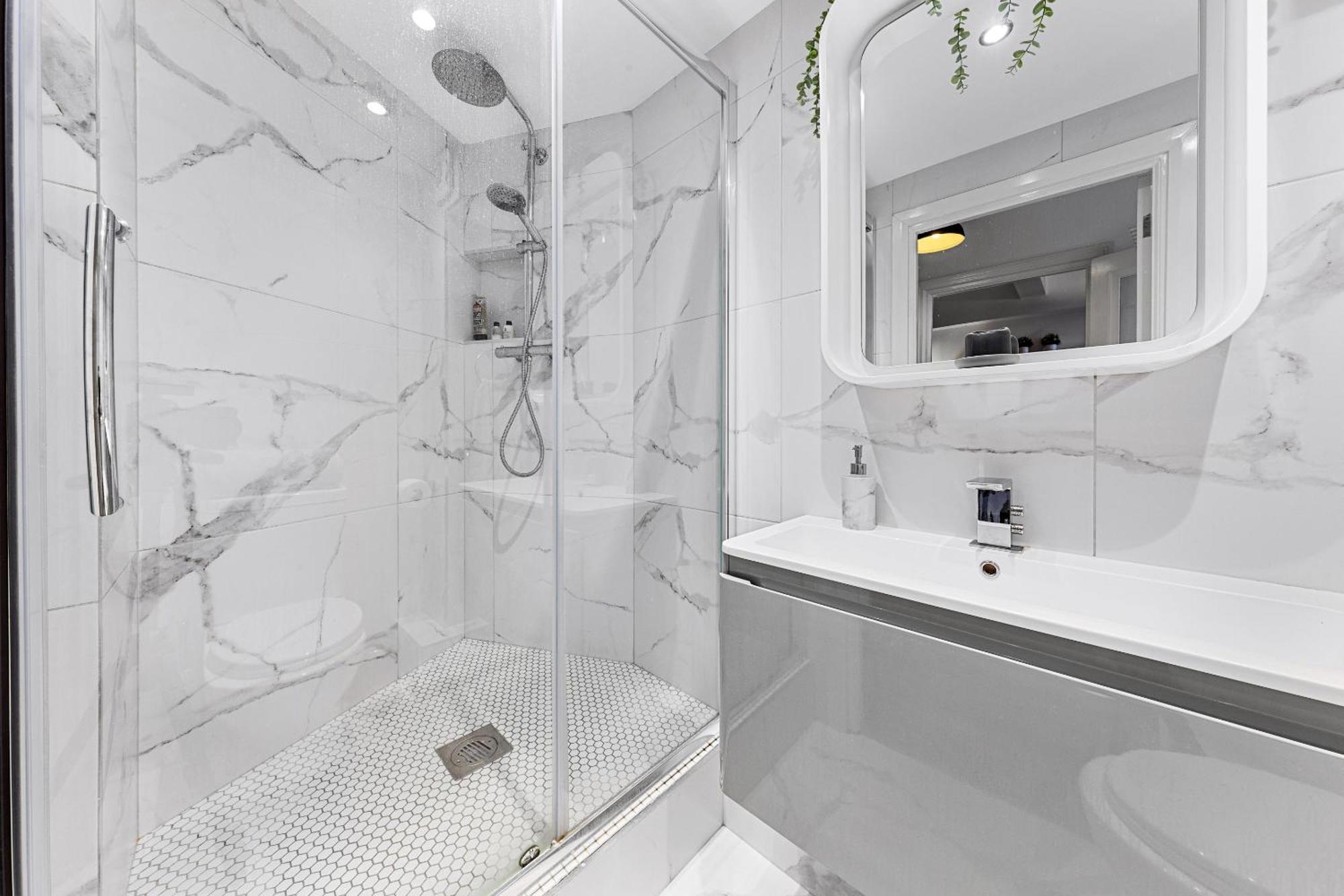 Central London Luxury, Relaxing Apartment! 2 Mins From Paddington Station! ภายนอก รูปภาพ